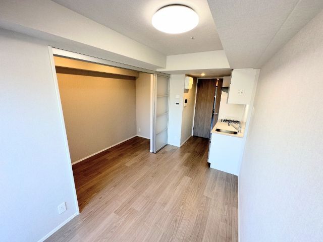 居室・リビング　別号室の参考写真