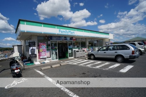 コンビニ　ファミリーマート　河合店（コンビニ）まで742m
