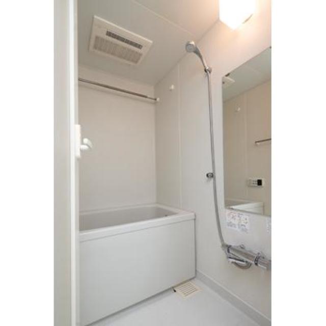 バス・シャワールーム　※写真は同タイプ住戸です。