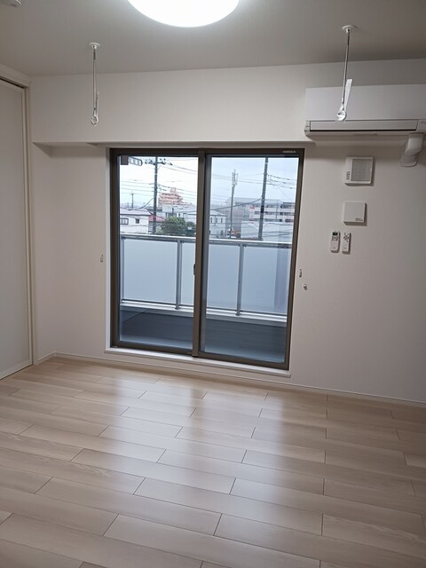 居室・リビング　きれいな内装です