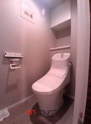 トイレ　※同マンション別室参考写真