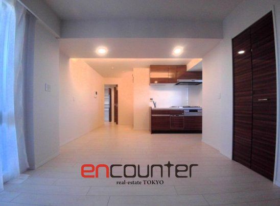 居室・リビング　※同マンション別室参考写真