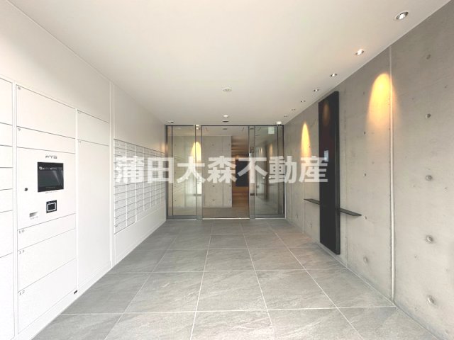 エントランス　防犯カメラTVモニター付オートロック宅配BOXメールBOX管