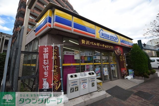 コンビニ　ミニストップ赤羽南2丁目店（コンビニ）まで130m