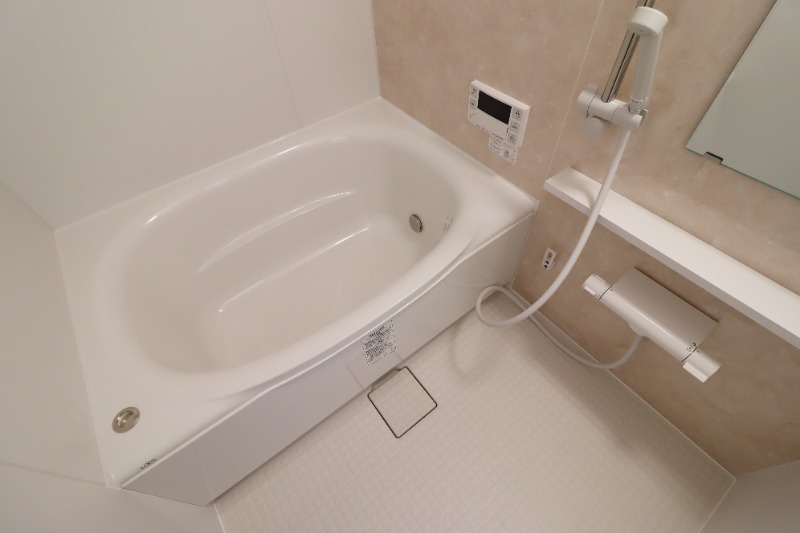 バス・シャワールーム　図面と現状に相違がある場合には現状を優先