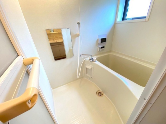 バス・シャワールーム　図面と現状に相違がある場合には現状を優先