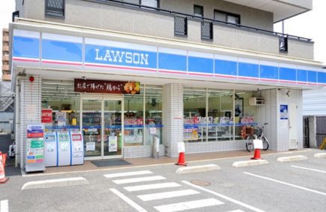 コンビニ　ローソン東雲1丁目店（コンビニ）まで338m