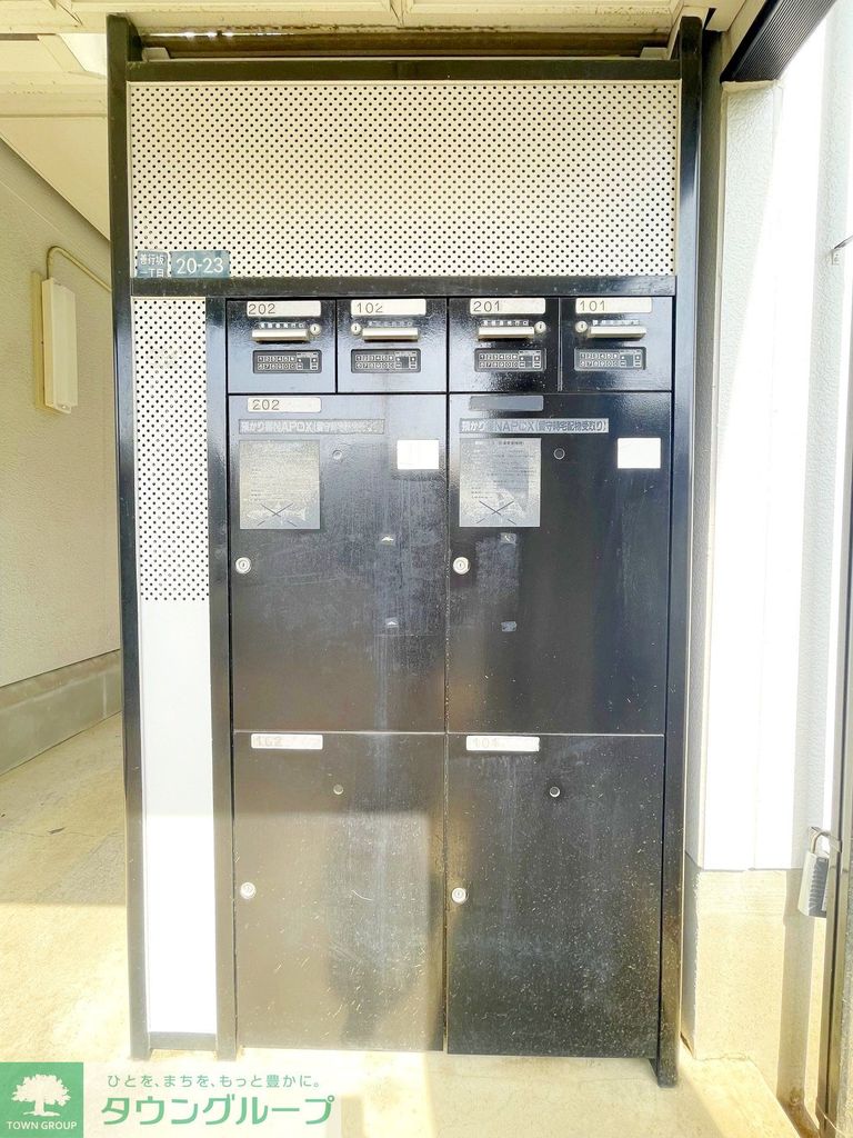 エントランス　エントランス