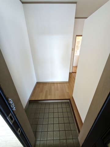 玄関　落ち着いた玄関です