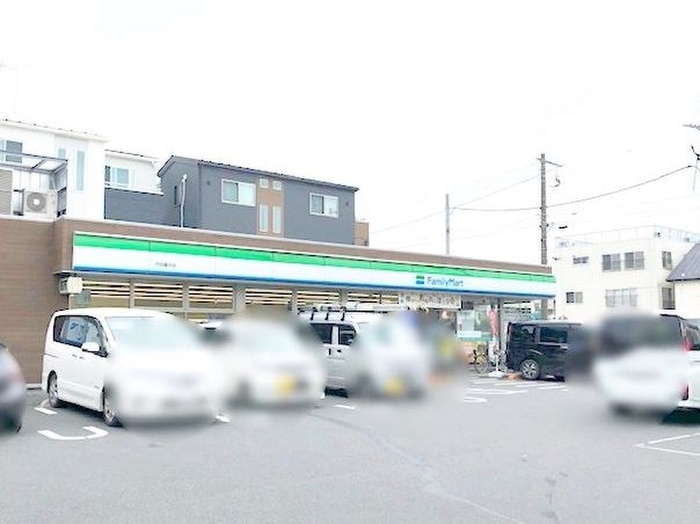 コンビニ　ファミリーマート戸田喜沢店（コンビニ）まで500m
