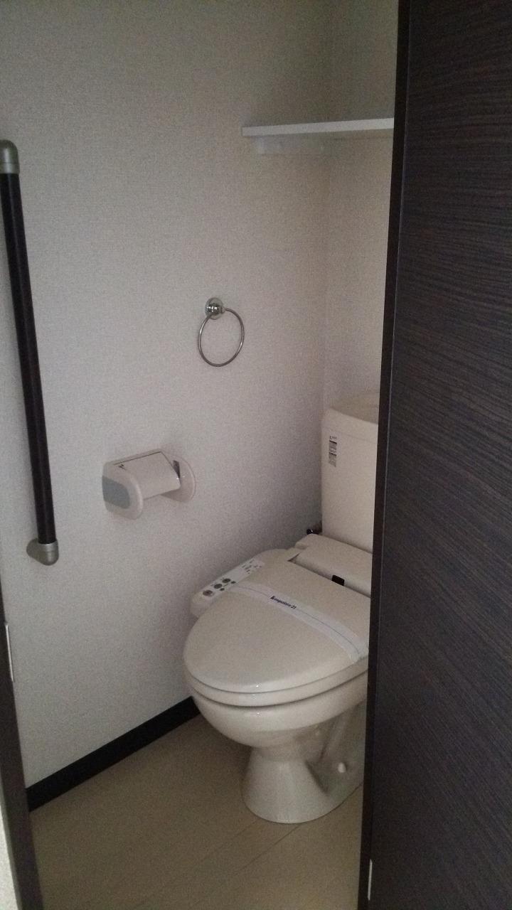 トイレ　トイレ