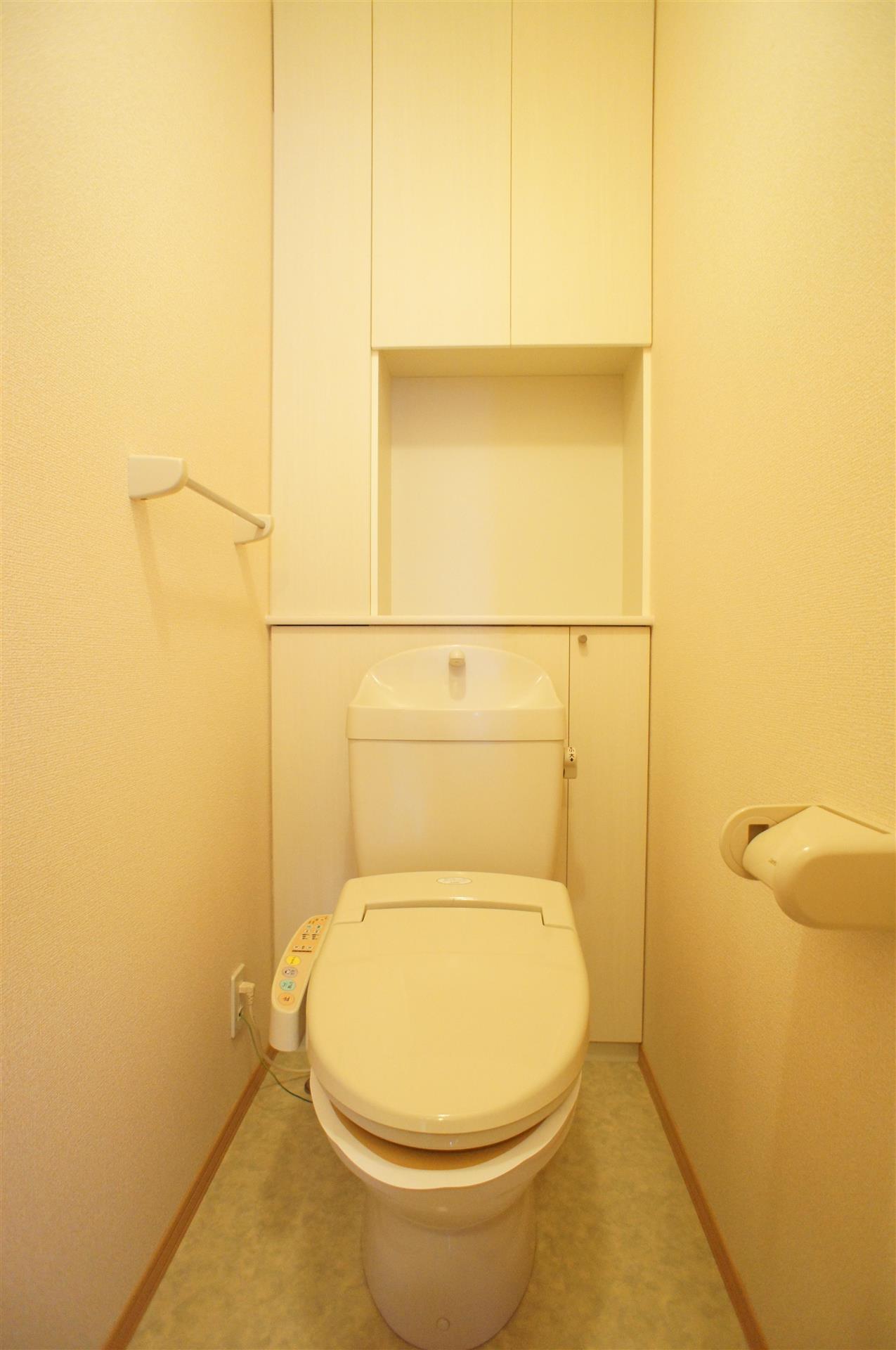 トイレ　温水洗浄暖房便座（同タイプ）