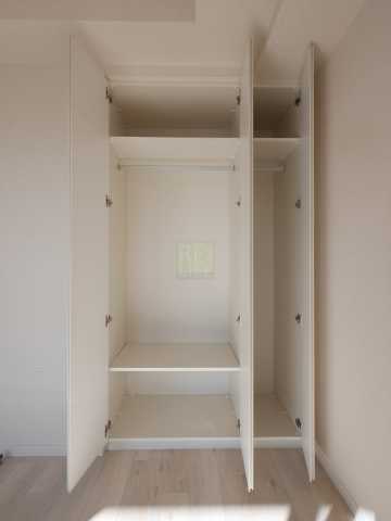 収納　ガレリア東新宿