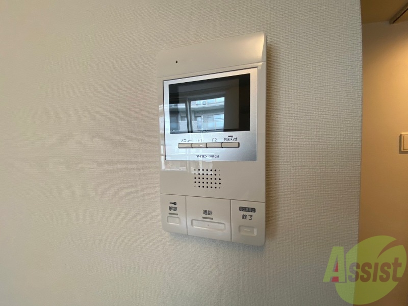 セキュリティ　インターホンで来客確認ができます。安心ですね。