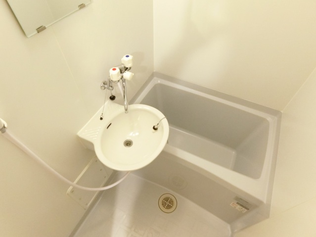 バス・シャワールーム　浴室乾燥機付
