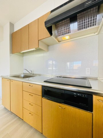 キッチン　同マンション別部屋　参考写真