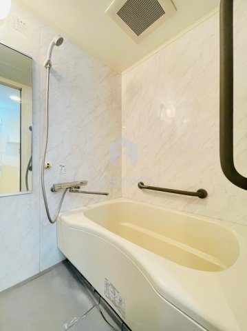 バス・シャワールーム　同マンション別部屋　参考写真