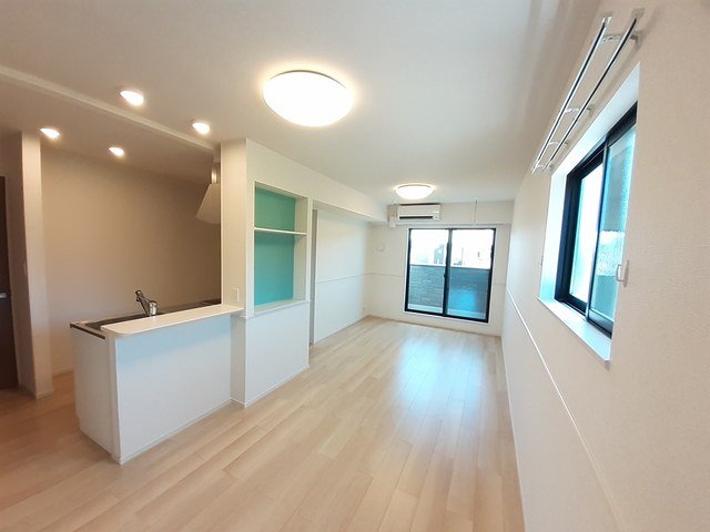 居室・リビング　使いやすい居間です