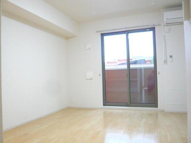 居室・リビング　ゆったり過ごせるリビングです