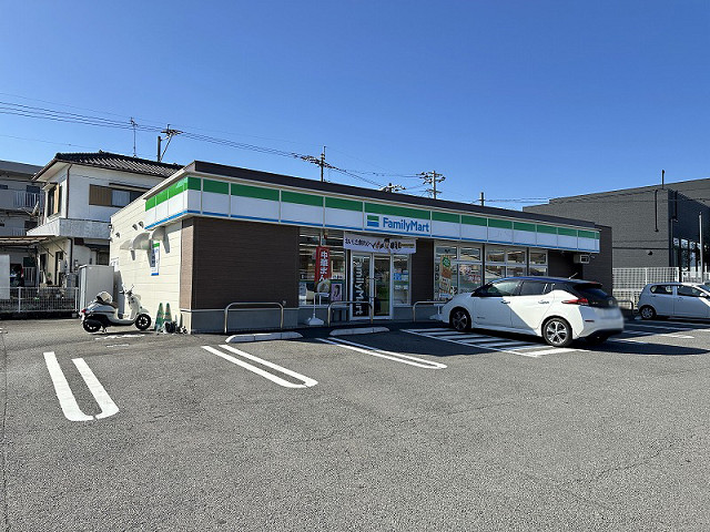 コンビニ　ファミリーマート 由布挾間古野店（コンビニ）まで500m