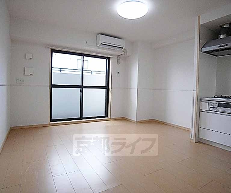 居室・リビング　ドーンと大きなリビングです。