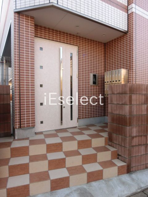 エントランス　お部屋へはこちらから