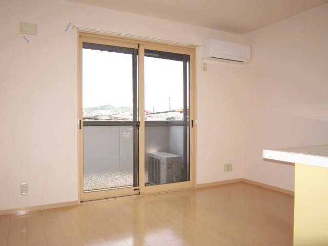 居室・リビング　同仕様