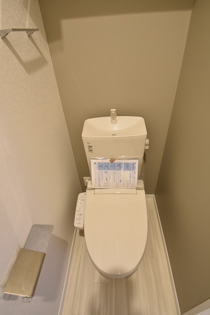 トイレ　お問合せはシティホーム海田センター　082-821-2227