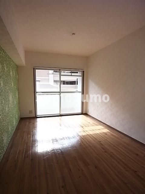 居室・リビング　居間です