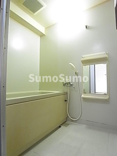 バス・シャワールーム　お風呂です