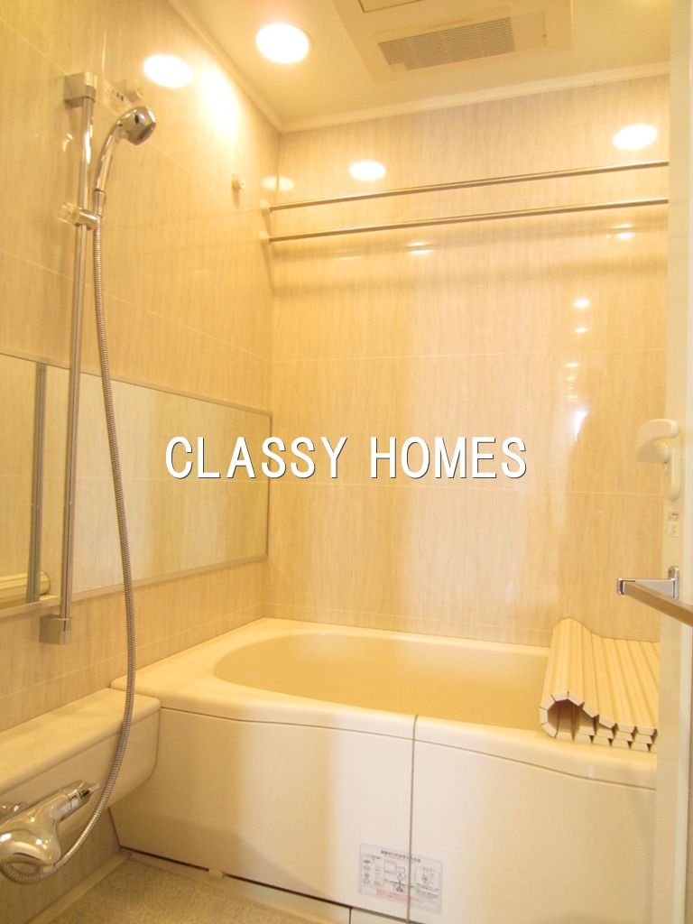 バス・シャワールーム　2005年竣工 ワールドシティタワーズアクアタワー：バス