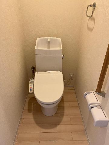 トイレ　トイレ