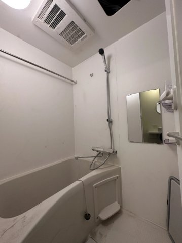 バス・シャワールーム　清潔な浴室！