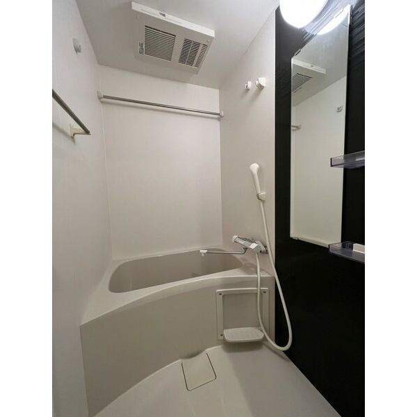 バス・シャワールーム　日々の暮らしに欠かせないお風呂です