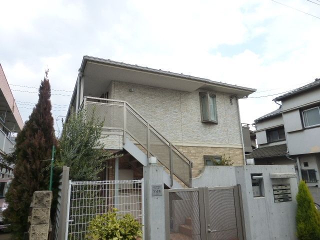 建物外観　★つつじヶ丘駅徒歩三分の物件です★