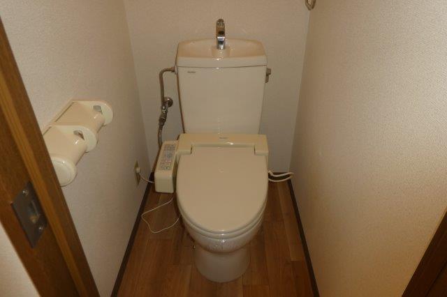 トイレ　ウォシュレット