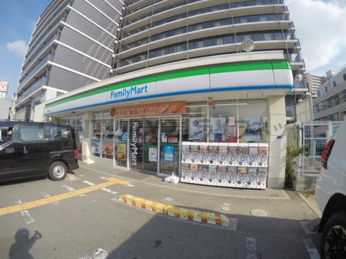 コンビニ　ファミリーマート 福島海老江店（コンビニ）まで470m
