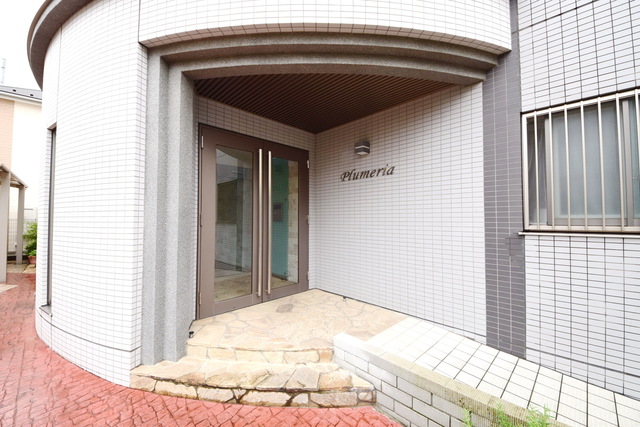 エントランス　～行ってきまーすっ～