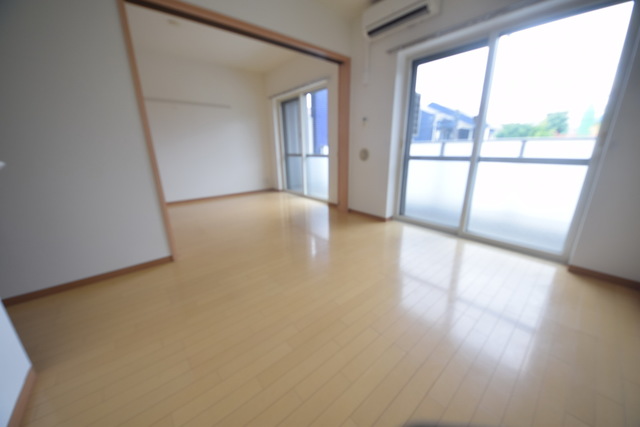 居室・リビング　～ひろびろゆったりっ～