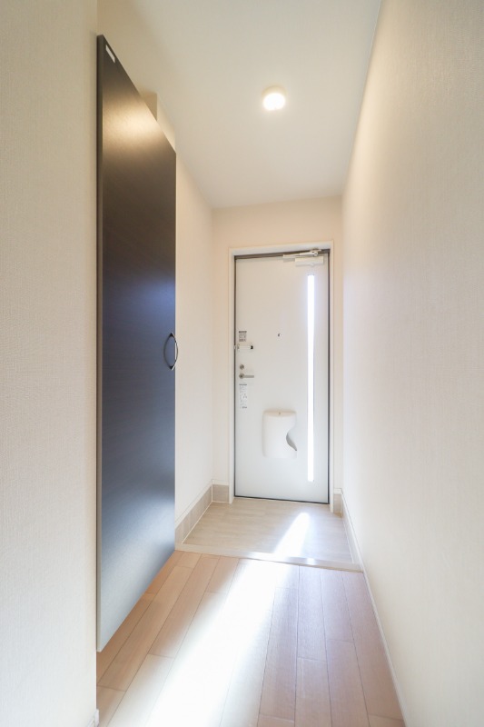 玄関　図面と現状に相違がある場合には現状を優先