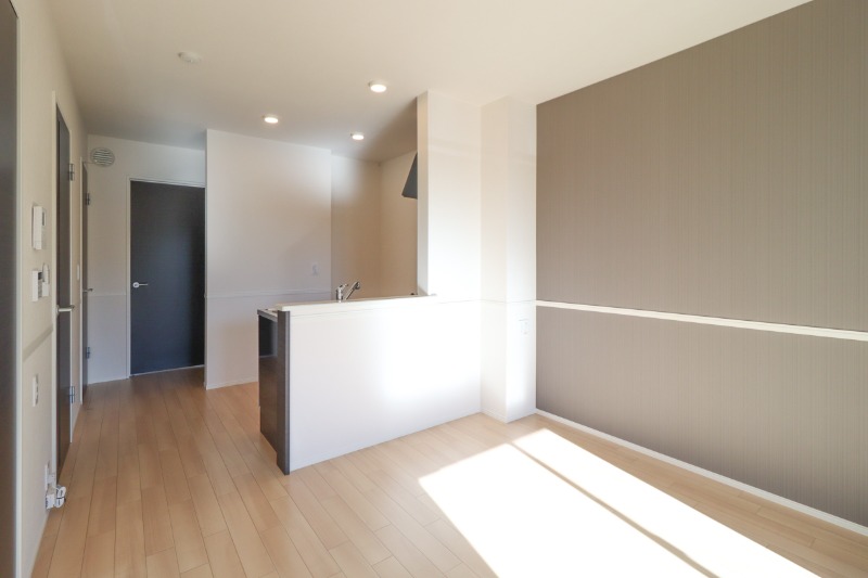 居室・リビング　図面と現状に相違がある場合には現状を優先