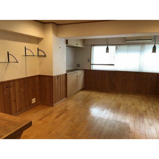 居室・リビング　14.0帖のきれいなLDK。