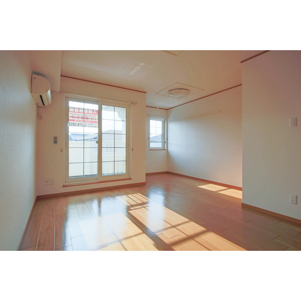 居室・リビング　同じ間取の画像です