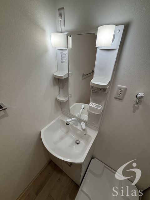 洗面設備　同仕様