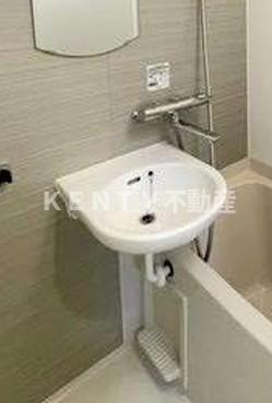 洗面設備　使いやすい洗面所です