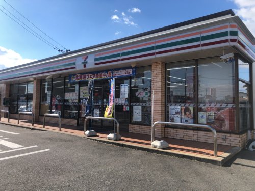 コンビニ　セブンイレブン 佐賀光1丁目店（コンビニ）まで125m