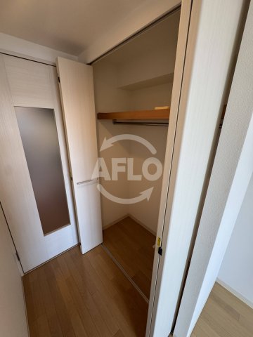 収納　プラウドフラット新大阪　クローゼット