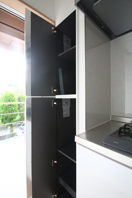 収納　収納　シューズボックス