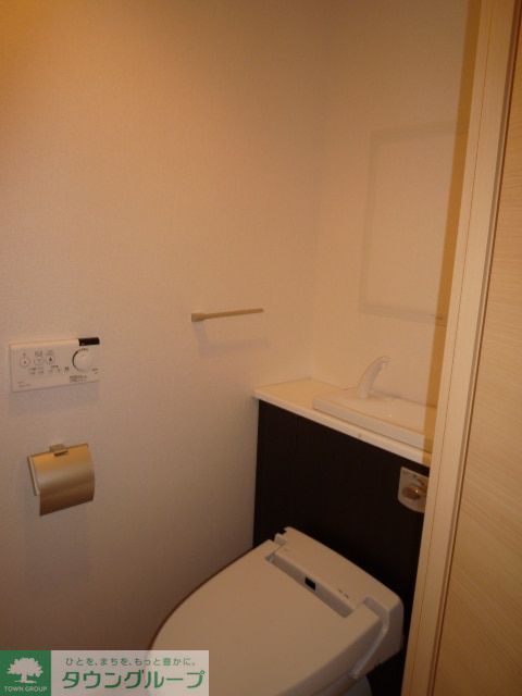 トイレ　トイレ