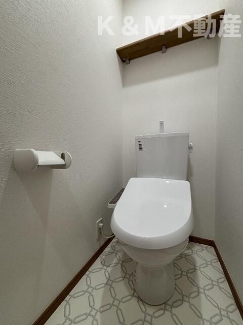 トイレ　落ち着いたトイレです